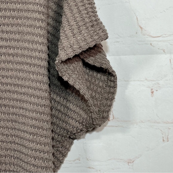 Gilli Waffle Knit Top Womens Size Large Brown Tie Front Short Sleeve Boat Neck - Picture 9 of 11